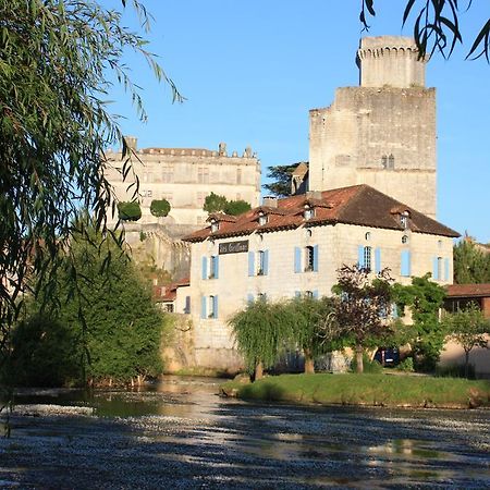 Hostellerie Les Griffons Bourdeilles Экстерьер фото
