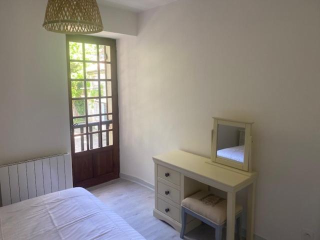 Hostellerie Les Griffons Bourdeilles Экстерьер фото