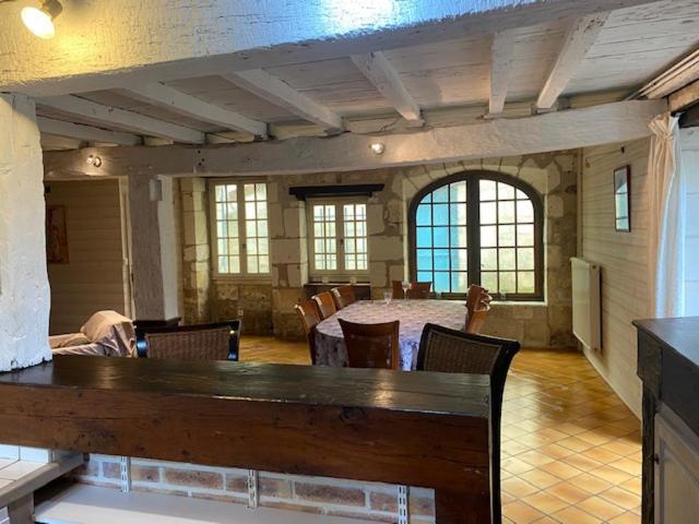 Hostellerie Les Griffons Bourdeilles Экстерьер фото