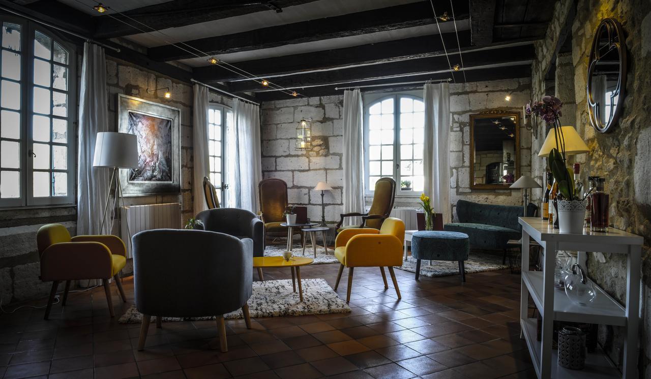 Hostellerie Les Griffons Bourdeilles Экстерьер фото