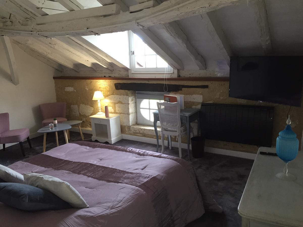 Hostellerie Les Griffons Bourdeilles Экстерьер фото